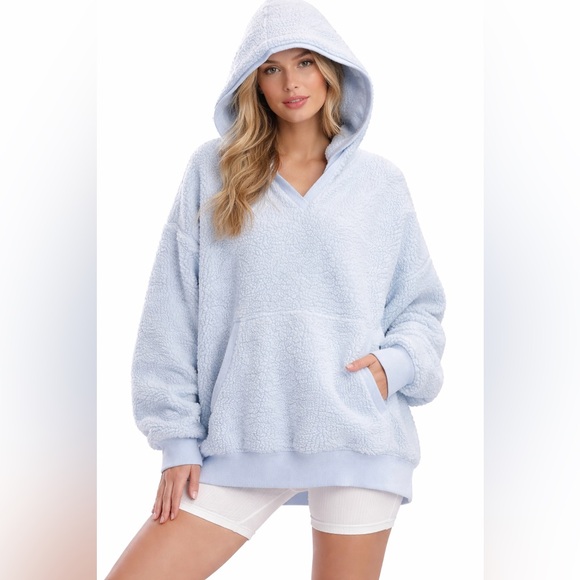 PINK Victoria's Secret Tops - PINK Victoria's Secret Hydrangea Blue Oversized Cozy Sherpa Pullover Hoodie